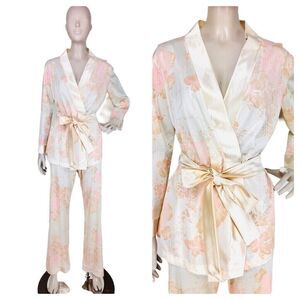 Vintage 60s/70s Saks Fifth Avenue Floral Pajama Pant & Belted Kimono Robe Set